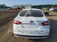 2015 Ford FUSION фото