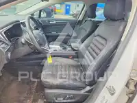 2015 Ford FUSION фото