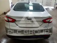 2015 Ford FUSION фото