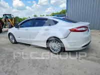 2015 Ford FUSION фото