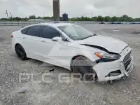 2015 Ford FUSION фото