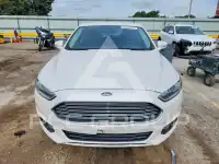 2015 Ford FUSION фото