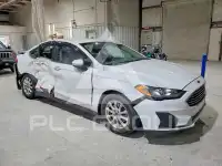 2015 Ford FUSION photo