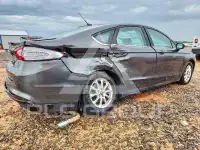 2015 Ford FUSION фото