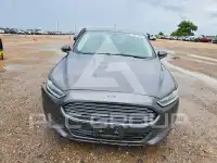 2015 Ford FUSION фото