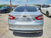 2015 Ford FUSION фото