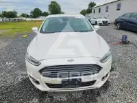 2015 Ford FUSION фото