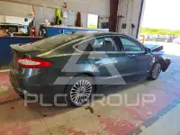 2015 Ford FUSION фото