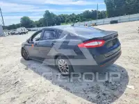 2015 Ford FUSION фото