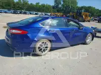 2015 Ford FUSION photo