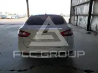 2015 Ford FUSION фото