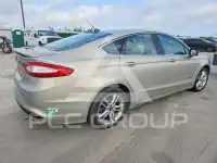 2015 Ford FUSION photo
