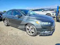 2015 Ford FUSION фото