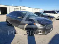 2015 Ford FUSION фото