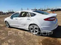 2015 Ford FUSION фото