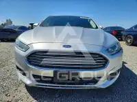 2015 Ford FUSION фото