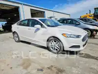 2015 Ford FUSION фото