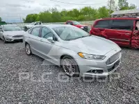 2015 Ford FUSION фото