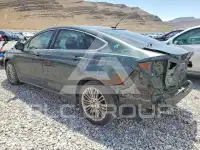 2015 Ford FUSION фото