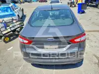 2015 Ford FUSION фото