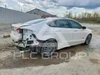 2015 Ford FUSION photo