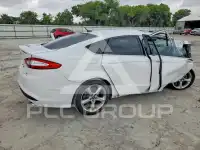 2015 Ford FUSION photo