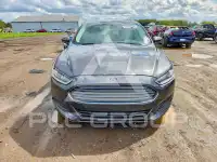 2015 Ford FUSION фото