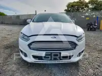 2015 Ford FUSION фото