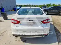 2015 Ford FUSION фото