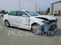 2015 Ford FUSION фото