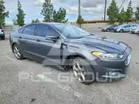 2015 Ford FUSION фото