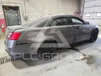 2015 Ford TAURUS фото