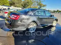 2015 Ford TAURUS photo