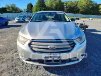 2015 Ford TAURUS photo