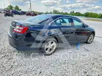 2015 Ford TAURUS фото