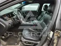 2015 Ford TAURUS фото