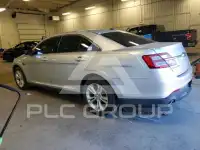 2015 Ford TAURUS фото