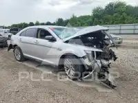 2015 Ford TAURUS фото