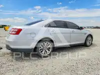 2015 Ford TAURUS photo