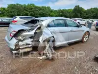 2015 Ford TAURUS фото