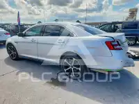 2015 Ford TAURUS photo