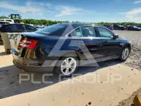 2015 Ford TAURUS photo