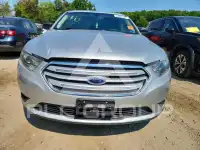 2015 Ford TAURUS photo
