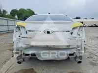 2015 Ford TAURUS фото