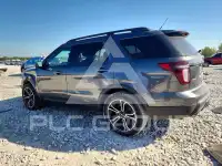 2015 Ford EXPLORER photo