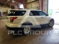 2015 Ford EXPLORER photo