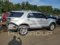2015 Ford EXPLORER photo