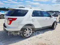 2015 Ford EXPLORER photo