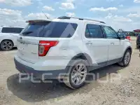 2015 Ford EXPLORER photo