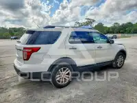2015 Ford EXPLORER фото